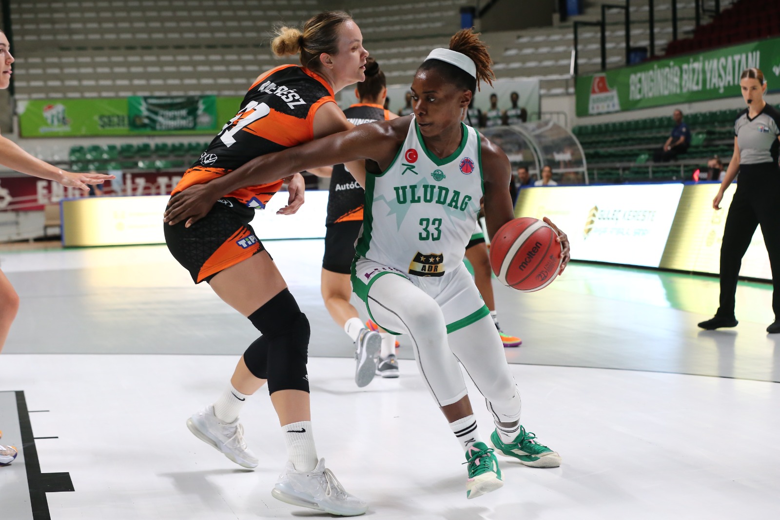 Uludağ Basketbol, Avrupa'ya galibiyetle başladı