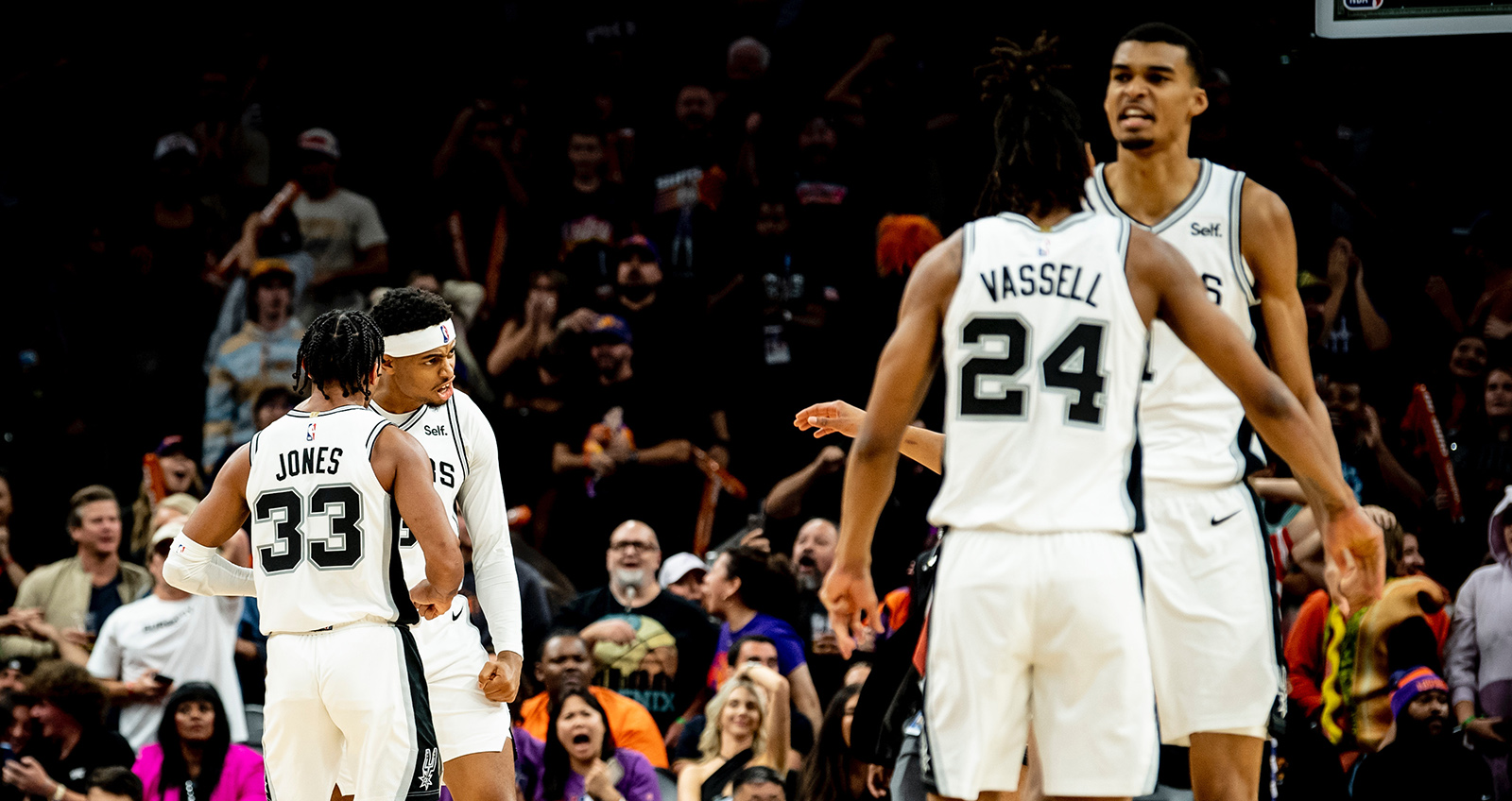 San Antonio Spurs'tan mucize galibiyet