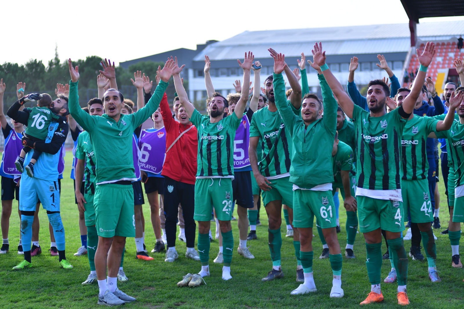 Kafkasspor farklı kazandı