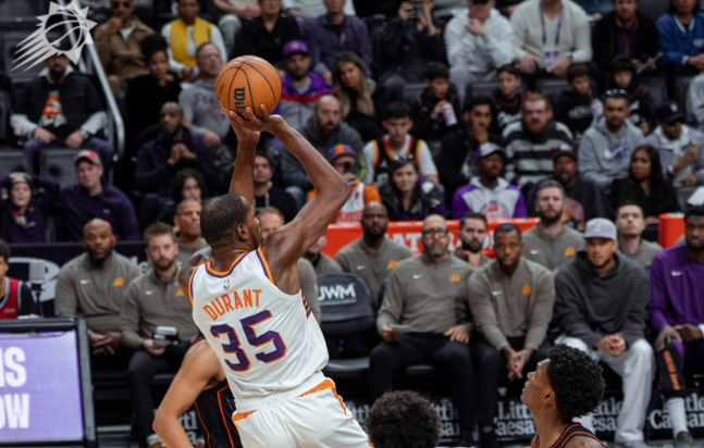 Kevin Durant 41 attı Suns kazandı!