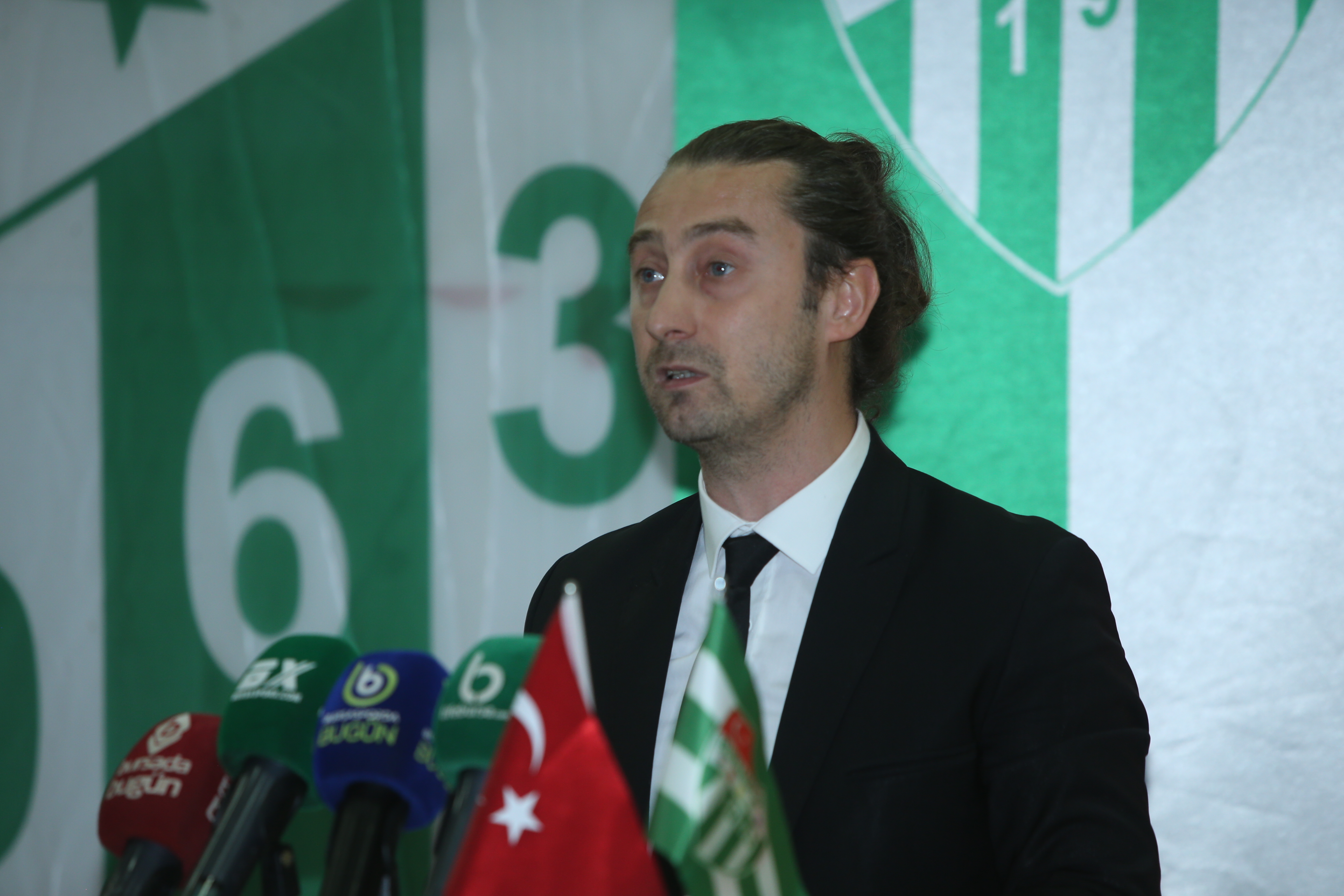 Sezer Sezgin'den taraftara çağrı