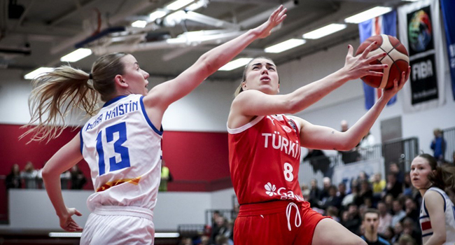 Milli takım 2'de 2 yaptı