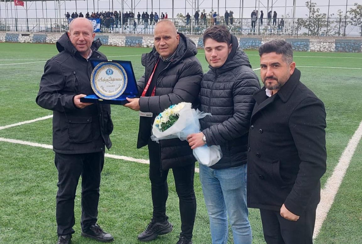 Burgazspor’dan Aşkın Değirmenci’ye jest