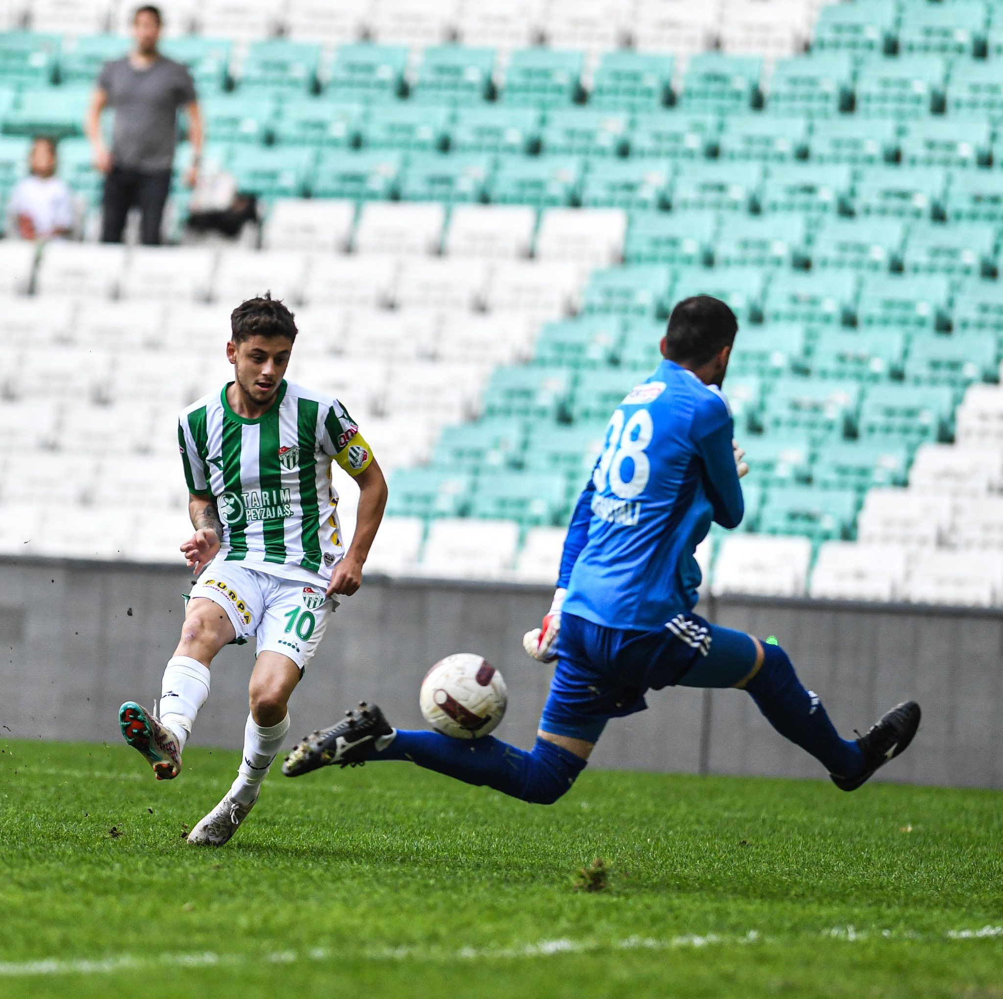 Bursaspor büyük balık kaçırdı!