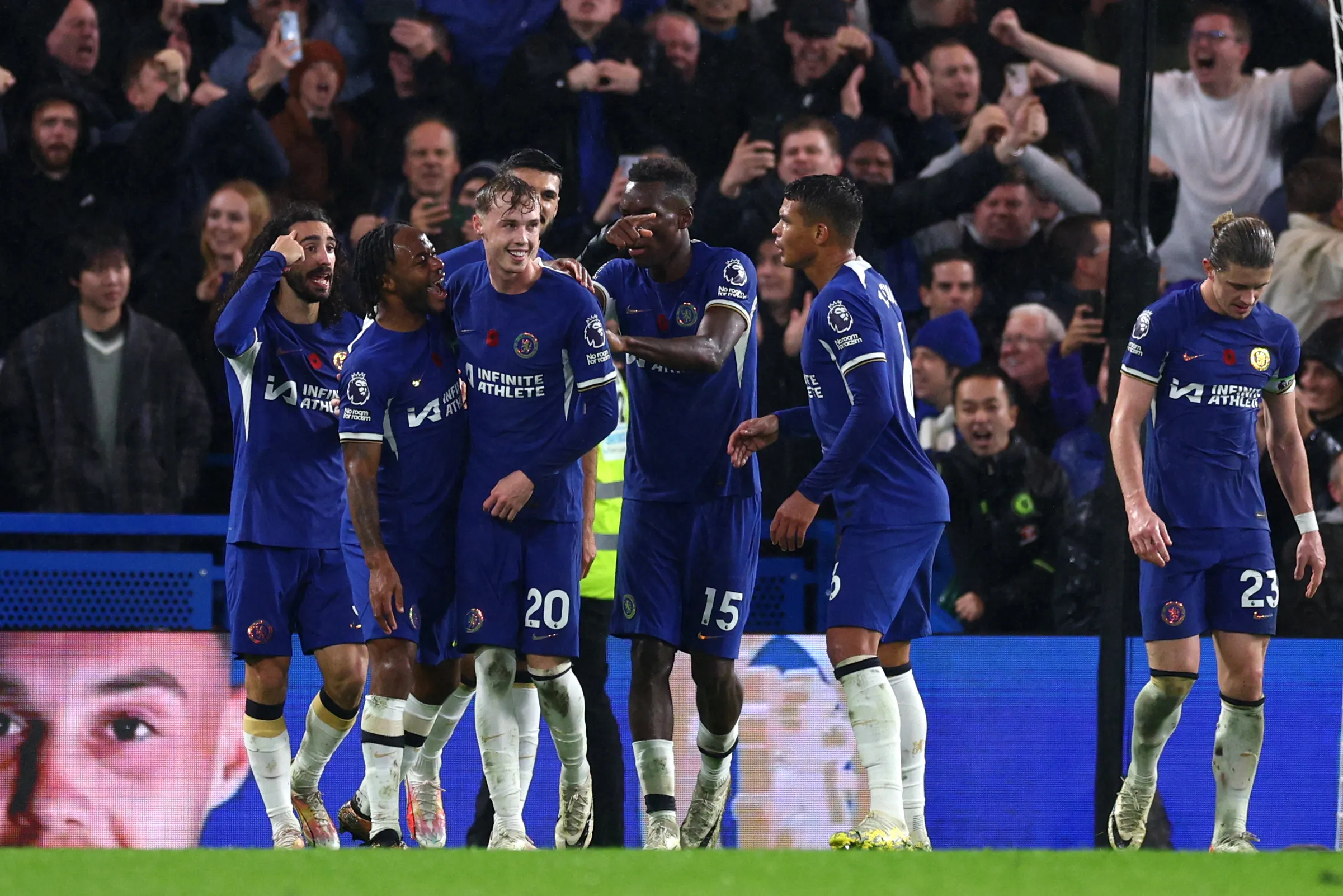Chelsea, Crystal Palace'ı son dakikalarda yıktı