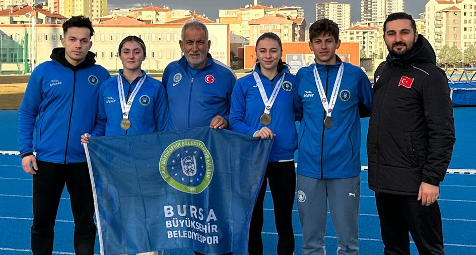 Bursa BŞB sporcuları kürsüde