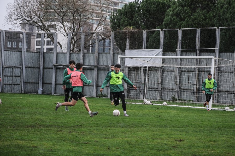 Bursaspor hazırlıklara başladı