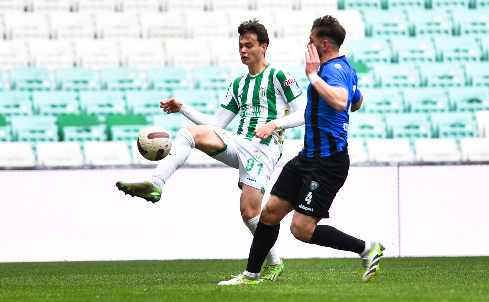 Bursaspor evinde mağlup!