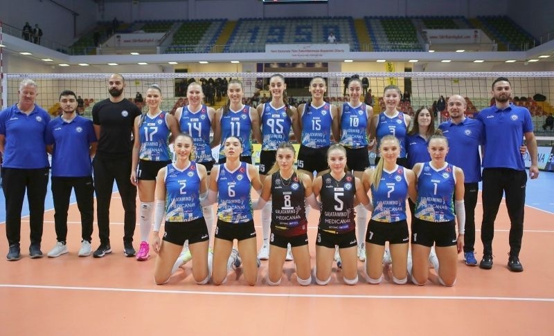 Nilüfer Belediye yarı final ilk maçı için sahada