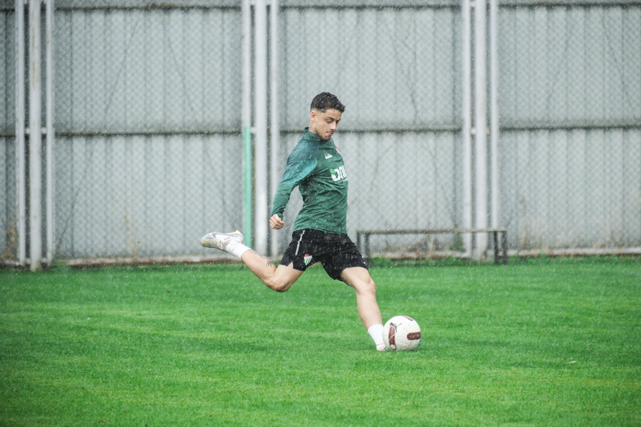 Bursaspor kampa girecek