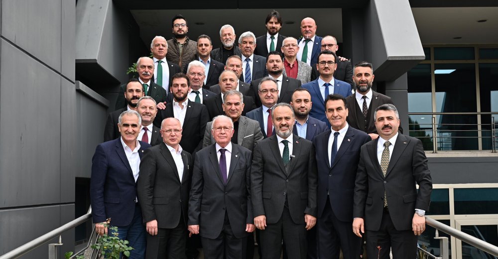 Bursaspor'a Belediye Başkanlarından sürpriz ziyaret