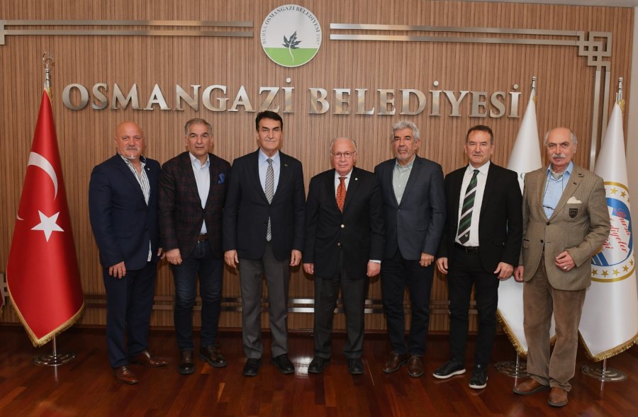 Bursaspor yönetiminden Mustafa Dündar’a ziyaret