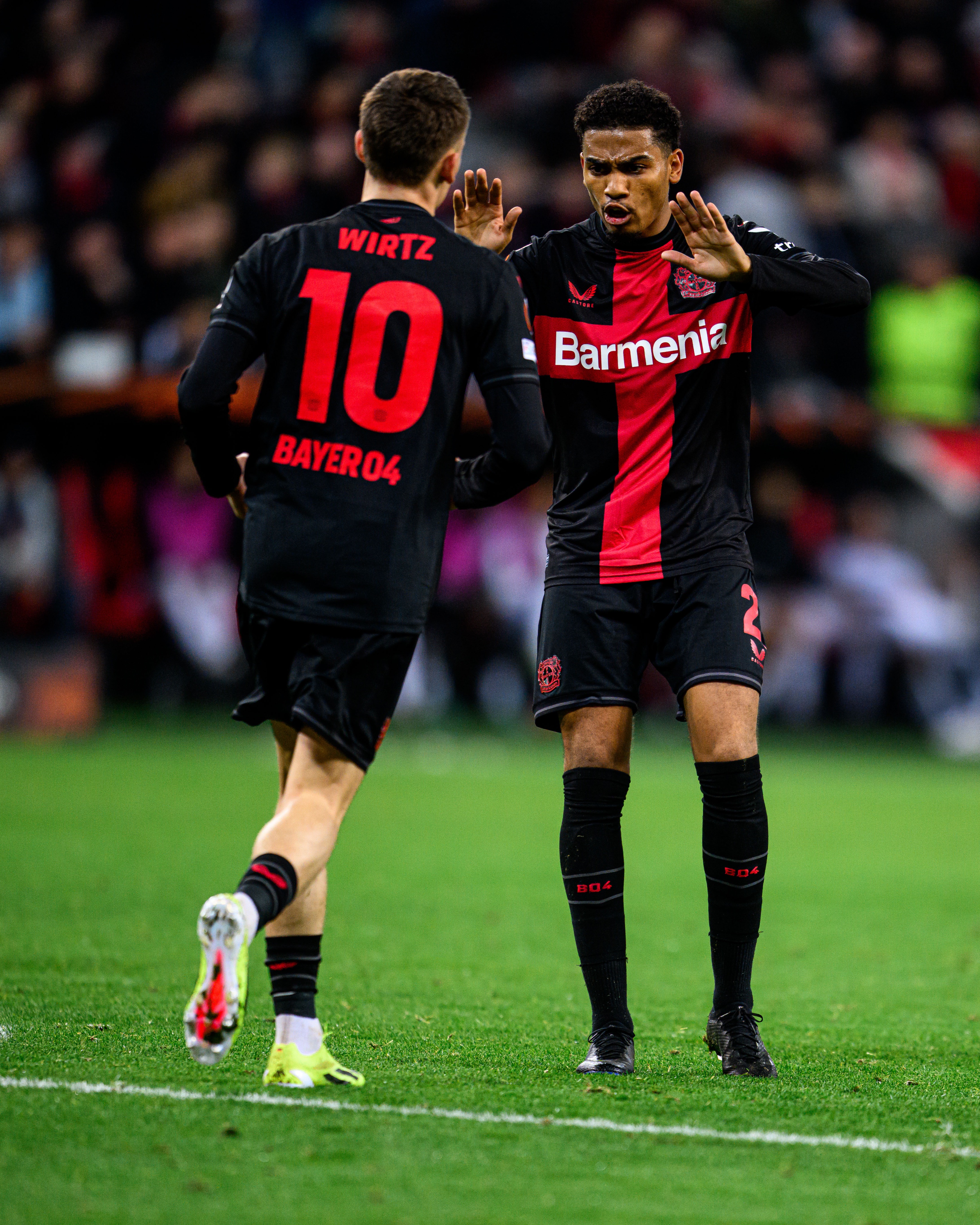 Bayer Leverkusen'den inanılmaz geri dönüş