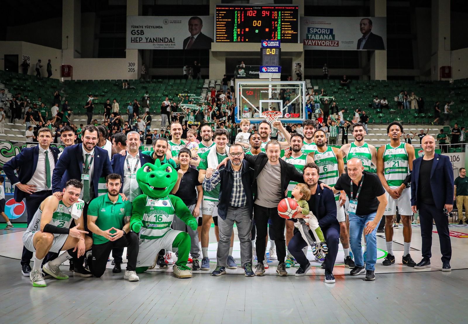 Bursaspor İnfo Yatırım’dan müthiş galibiyet