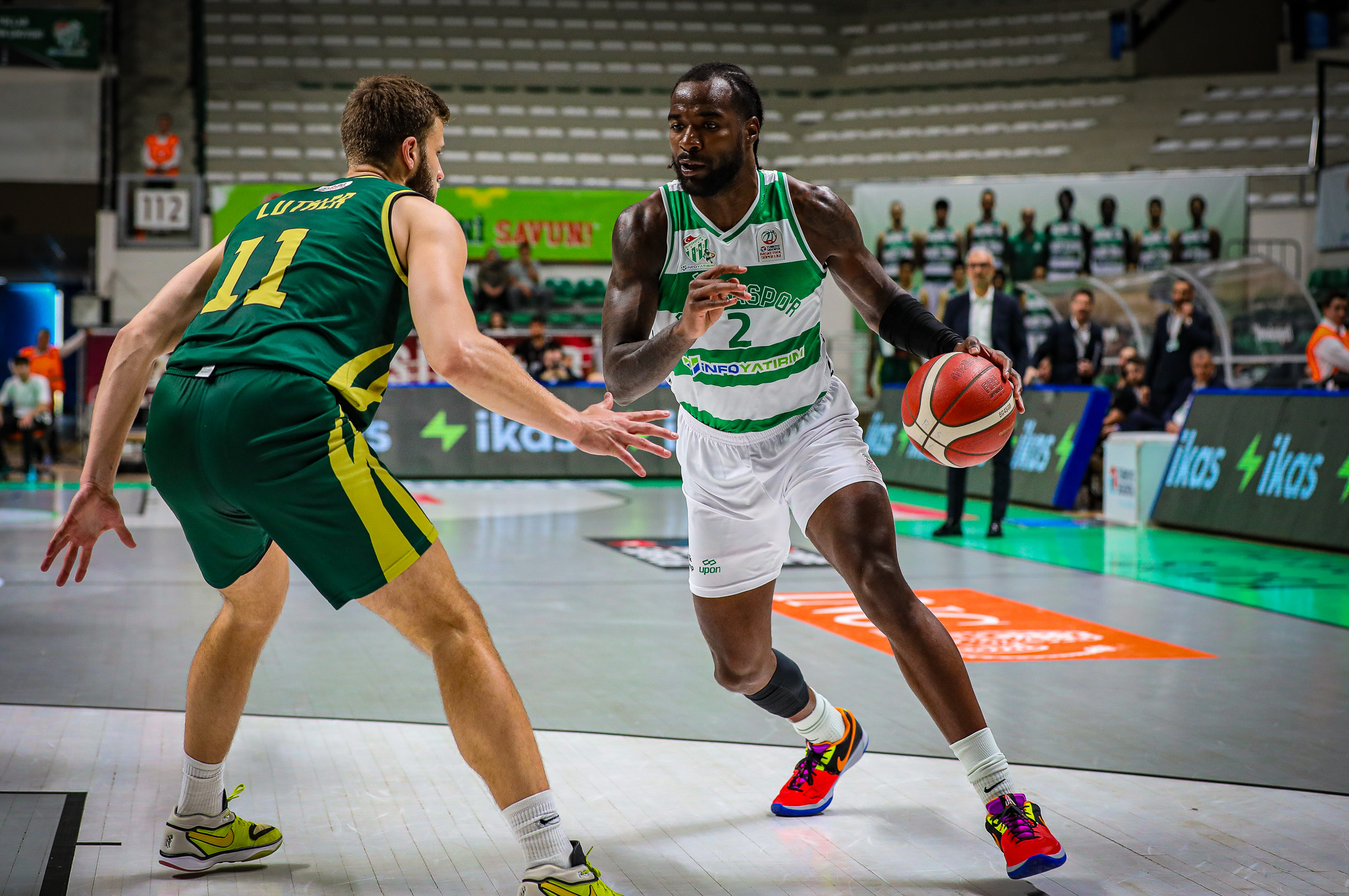 Bursaspor İnfo Yatırım zorlu Aliağa Petkimspor deplasmanında