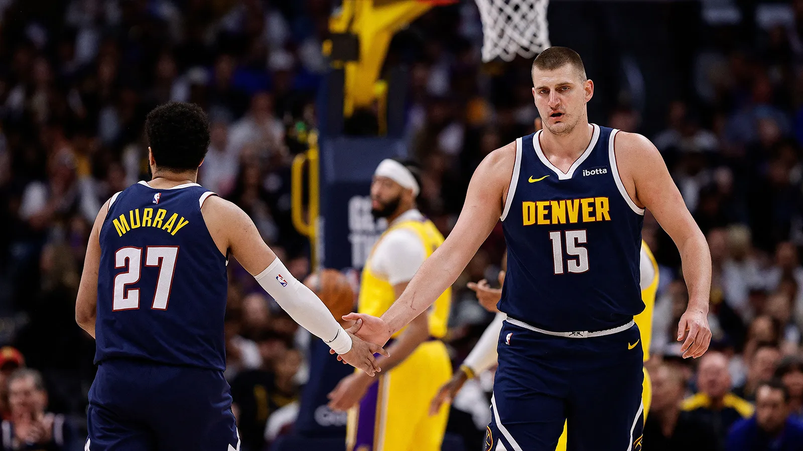 Los Angeles Lakers'ı eleyen Denver Nuggets yarı finalde!