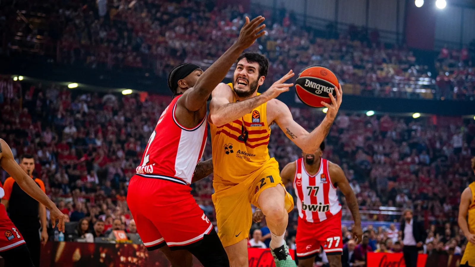 EuroLeague'de play-off maçları nefesleri kesti