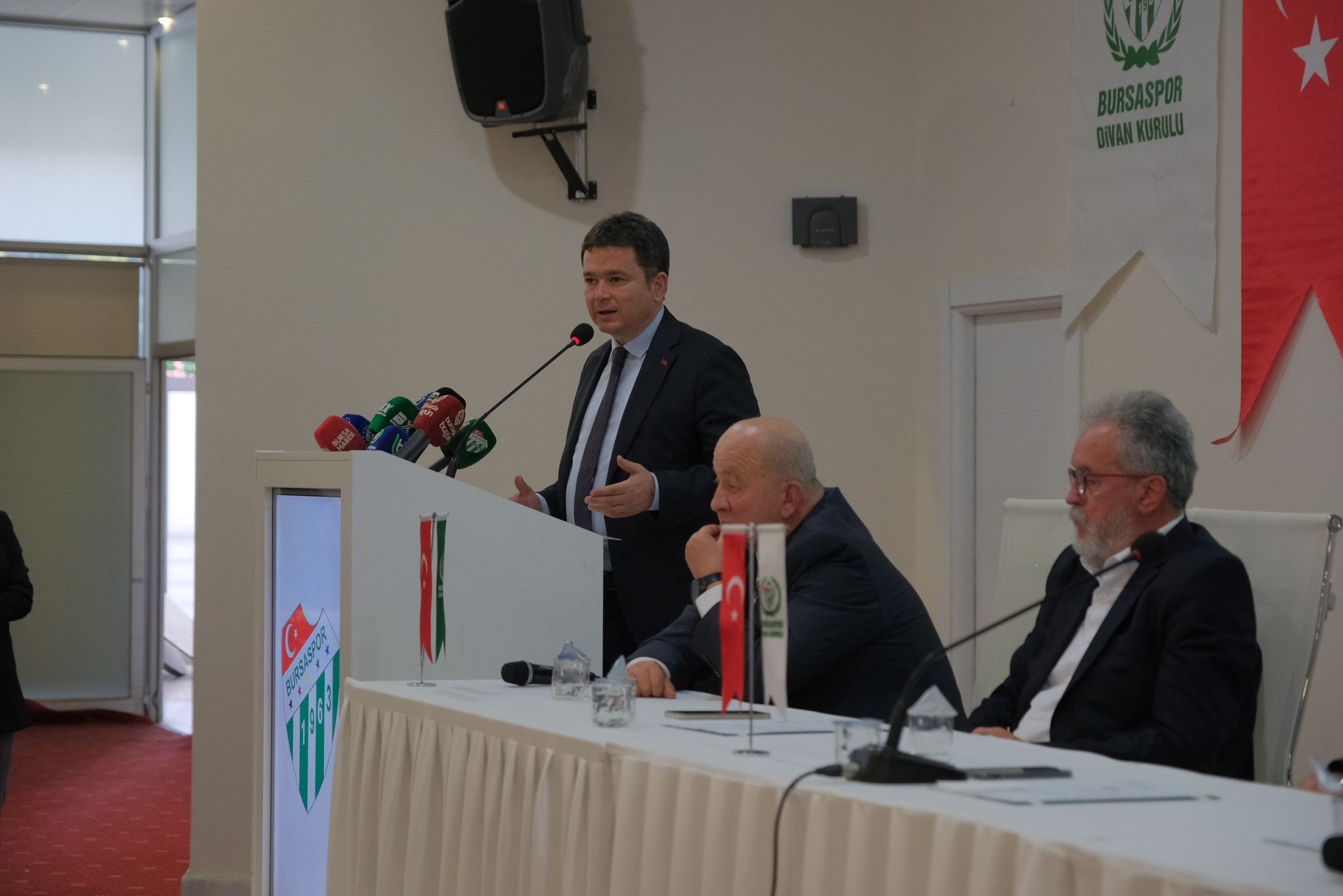 Erkan Aydın: "Kimse merak etmesin, Yiğit düştüğü yerden kalkar"