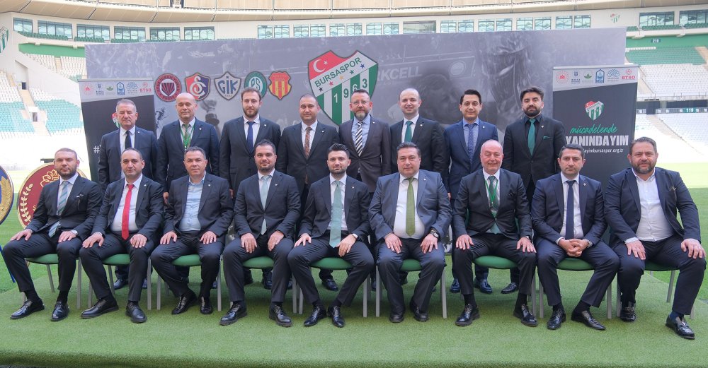 Bursaspor’da Enes Çelik dönemi resmen başladı!