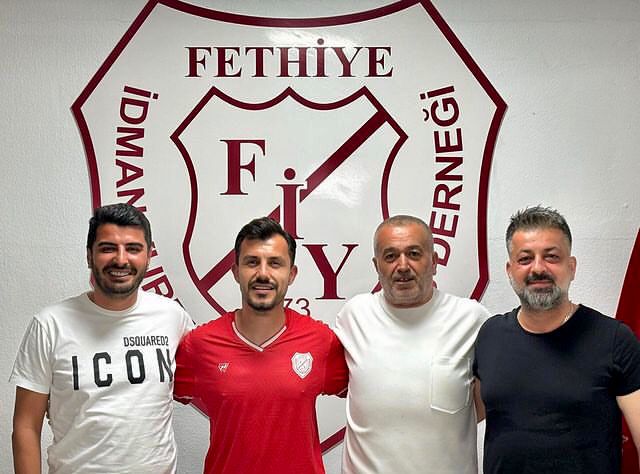 Gol Kralı Sinan, Bursa’da kaldı!