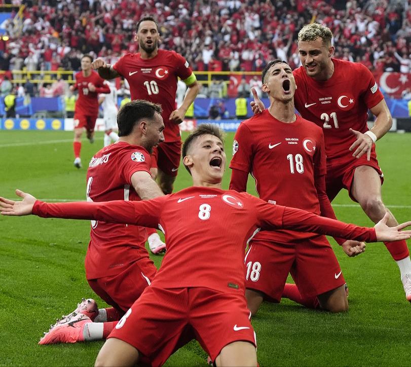 Arda Güler Ronaldo’nun rekorunu kırdı!