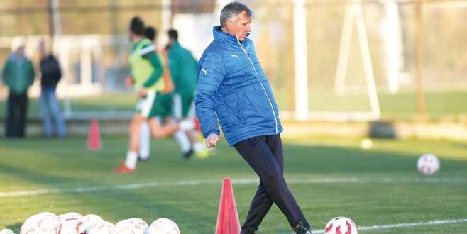 Bursaspor U19 Takımı’na Turhan Şen geldi