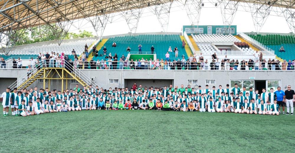 Bursaspor Yaz Futbol Okulu başladı!