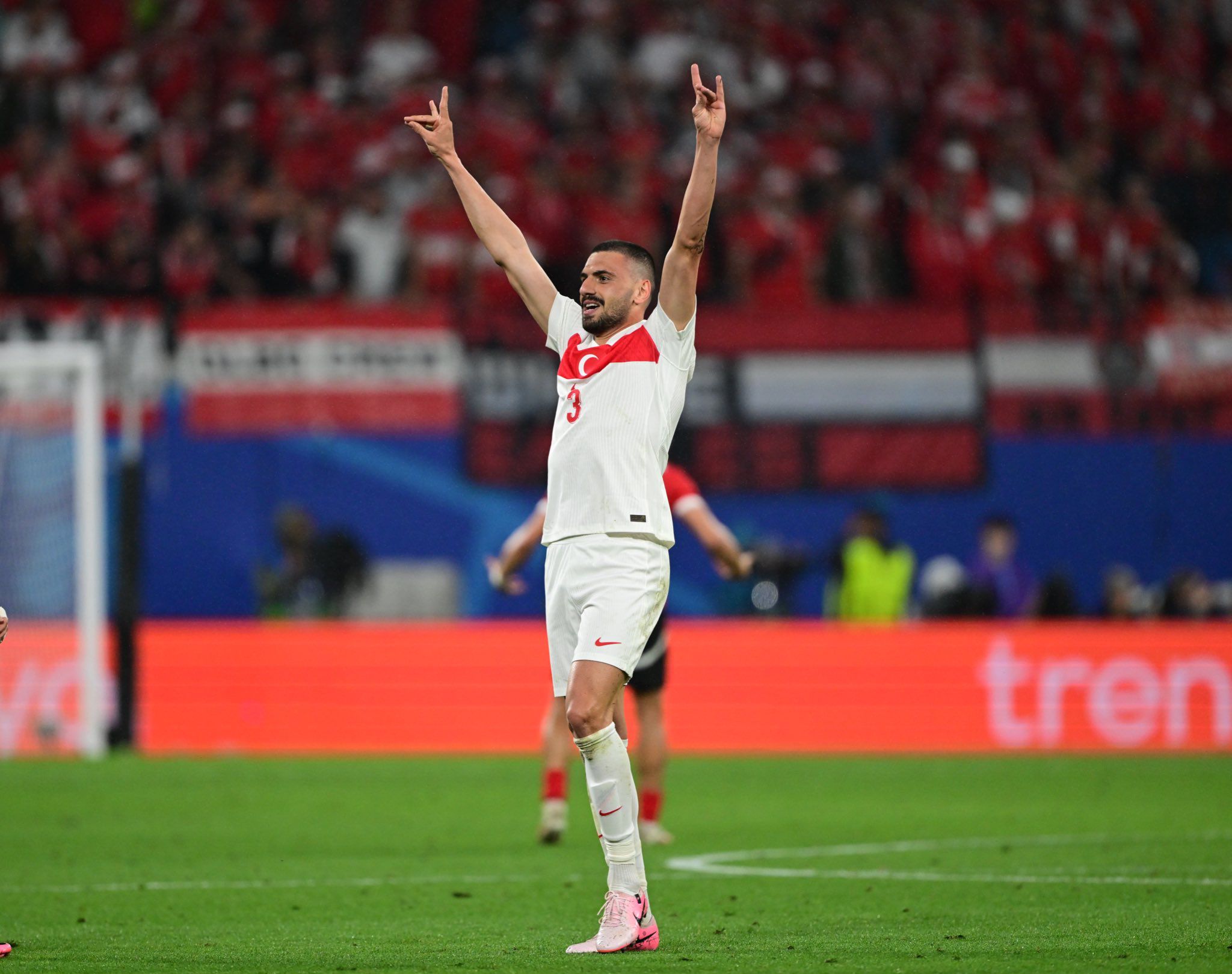 UEFA’dan Merih Demiral’a soruşturma!