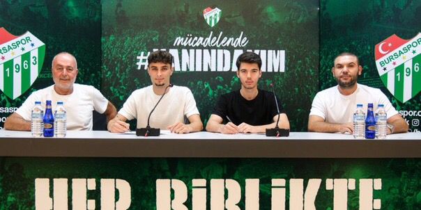 İki Timsah yuvada kaldı
