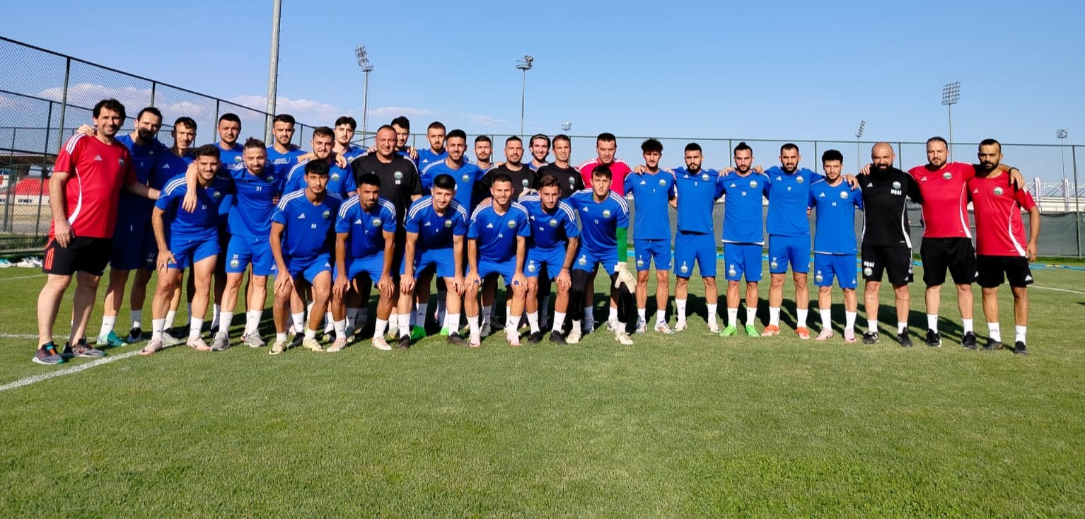 Bursa Nilüfer FK Afyon'da kampa girdi