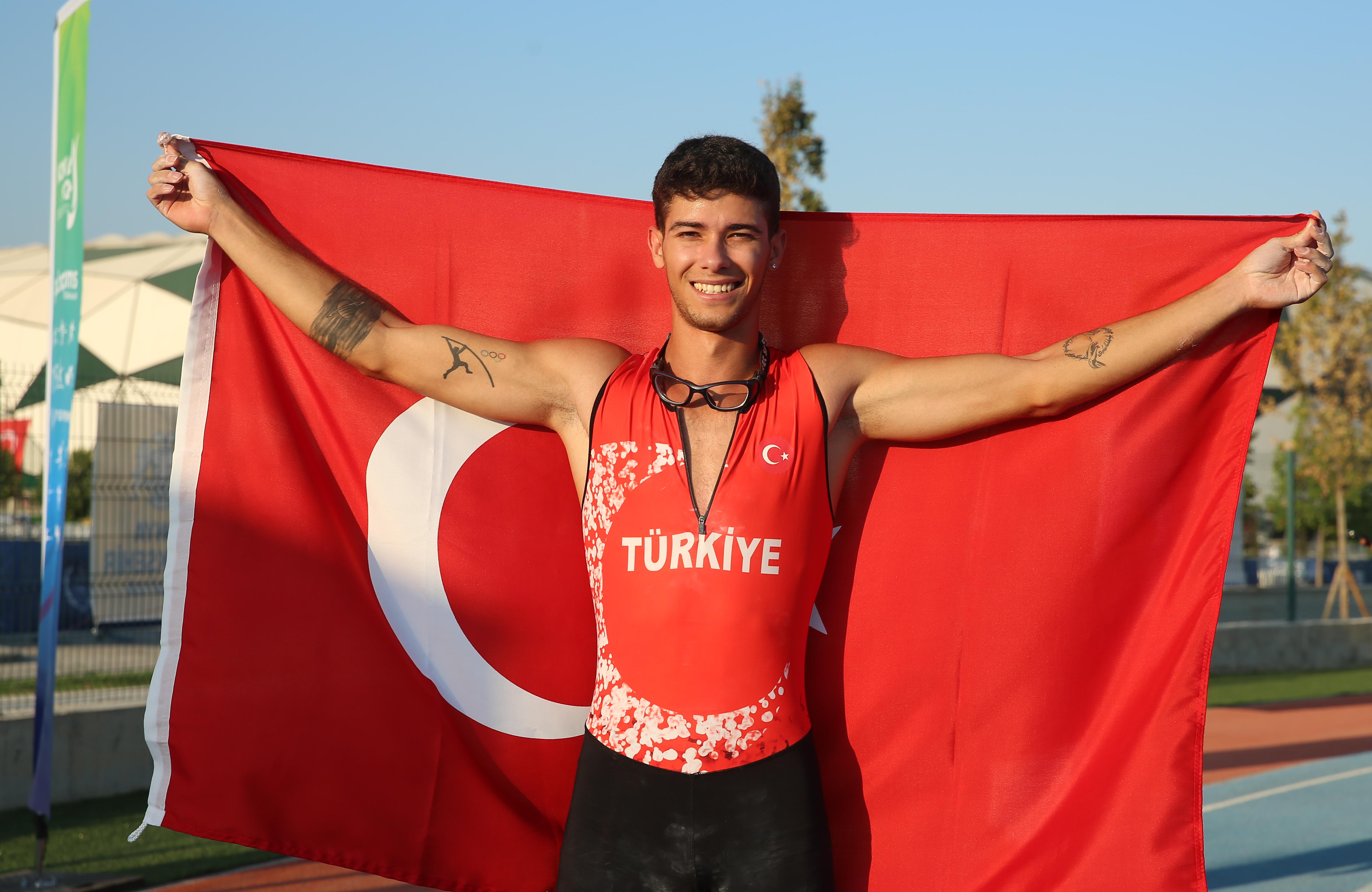 Ersu Şaşma finale uçtu!