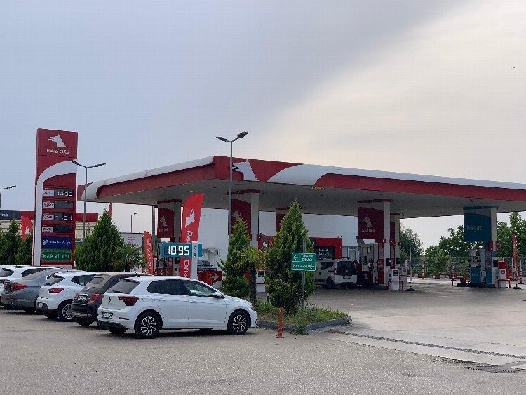Bursaspor, benzinliği daha yüksek fiyata sattı!