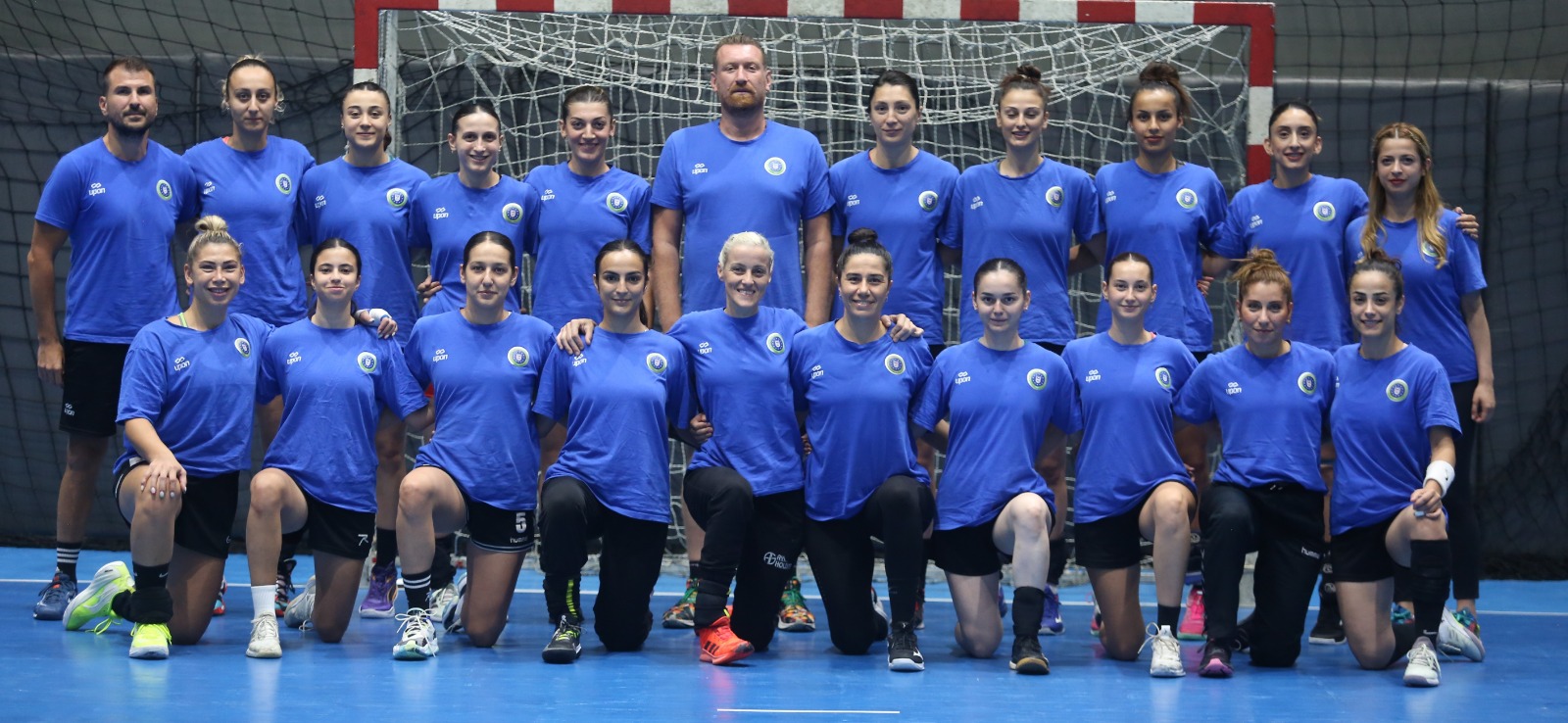 Büyükşehir salona indi