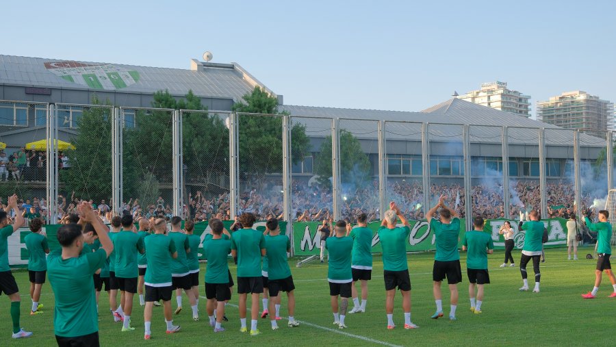 Saatli fikstür açıklandı: Bursaspor'un gece maçları...