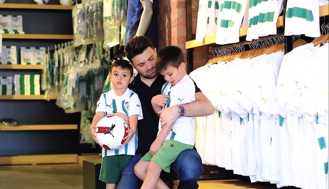 Başkan Çelik, ailesiyle BursaStore'da