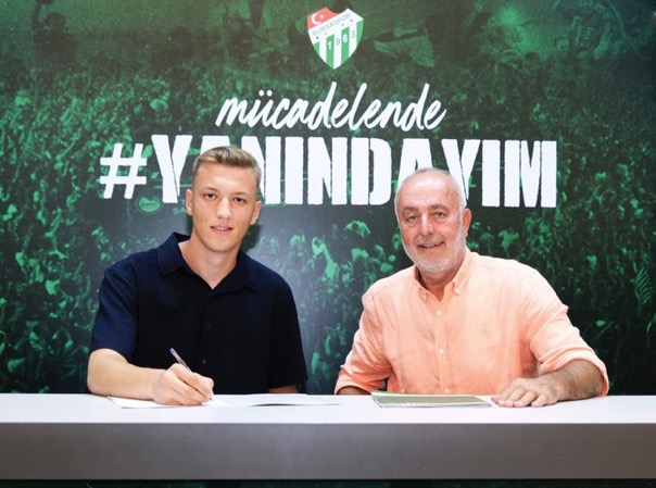 Milli kalecinin sözleşmesi uzatıldı!