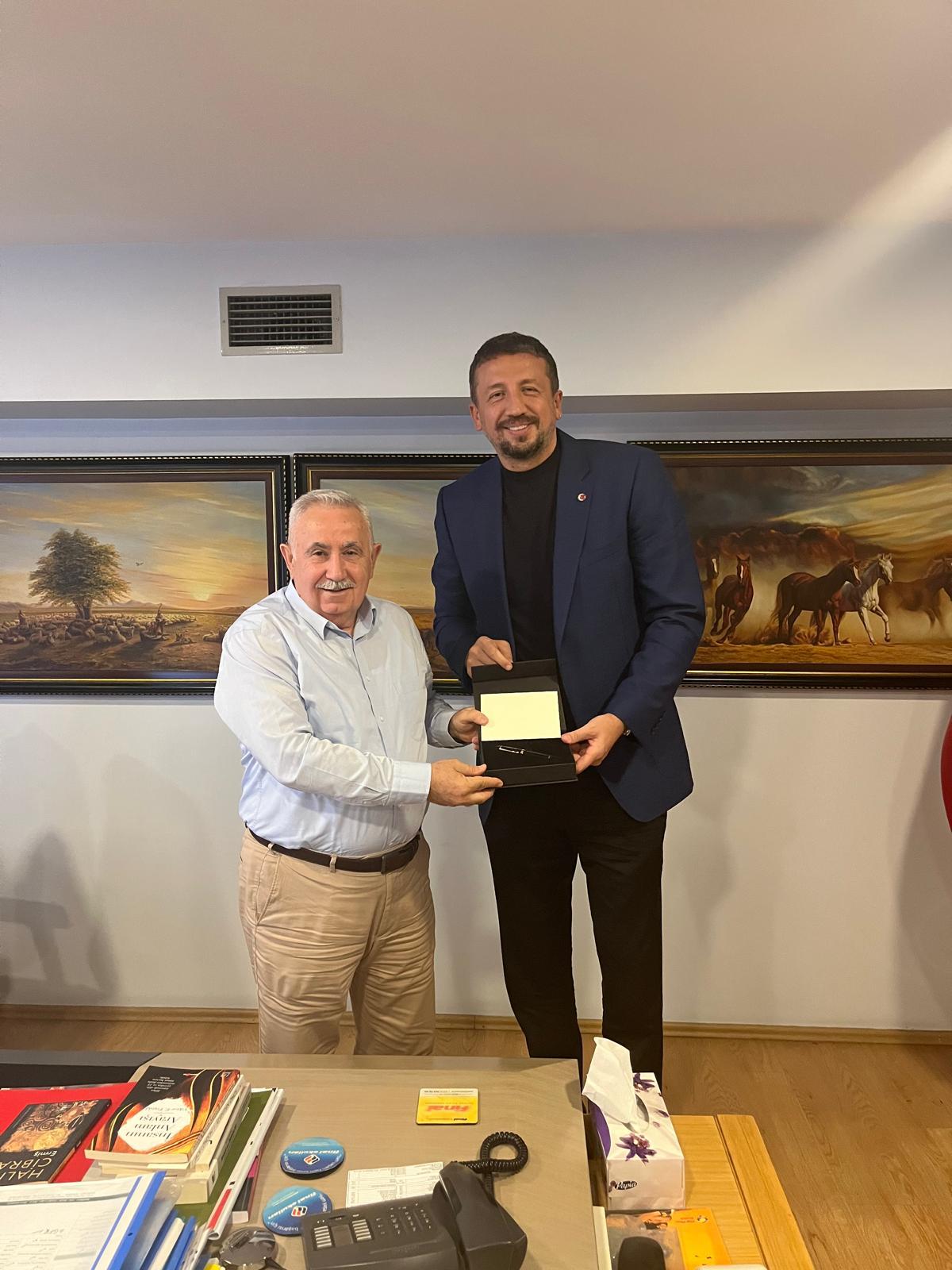 Türkoğlu'ndan Başkan Özen'e ziyaret!
