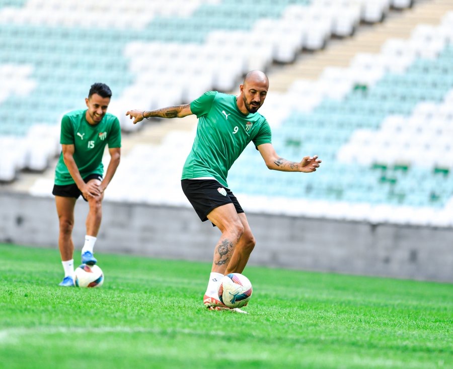 Bursaspor Timsah Arena’da çalıştı