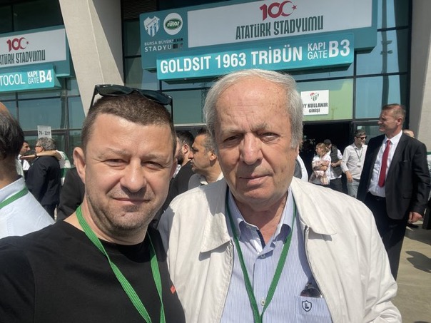 Kani Şen maçta kalp krizi geçirdi!