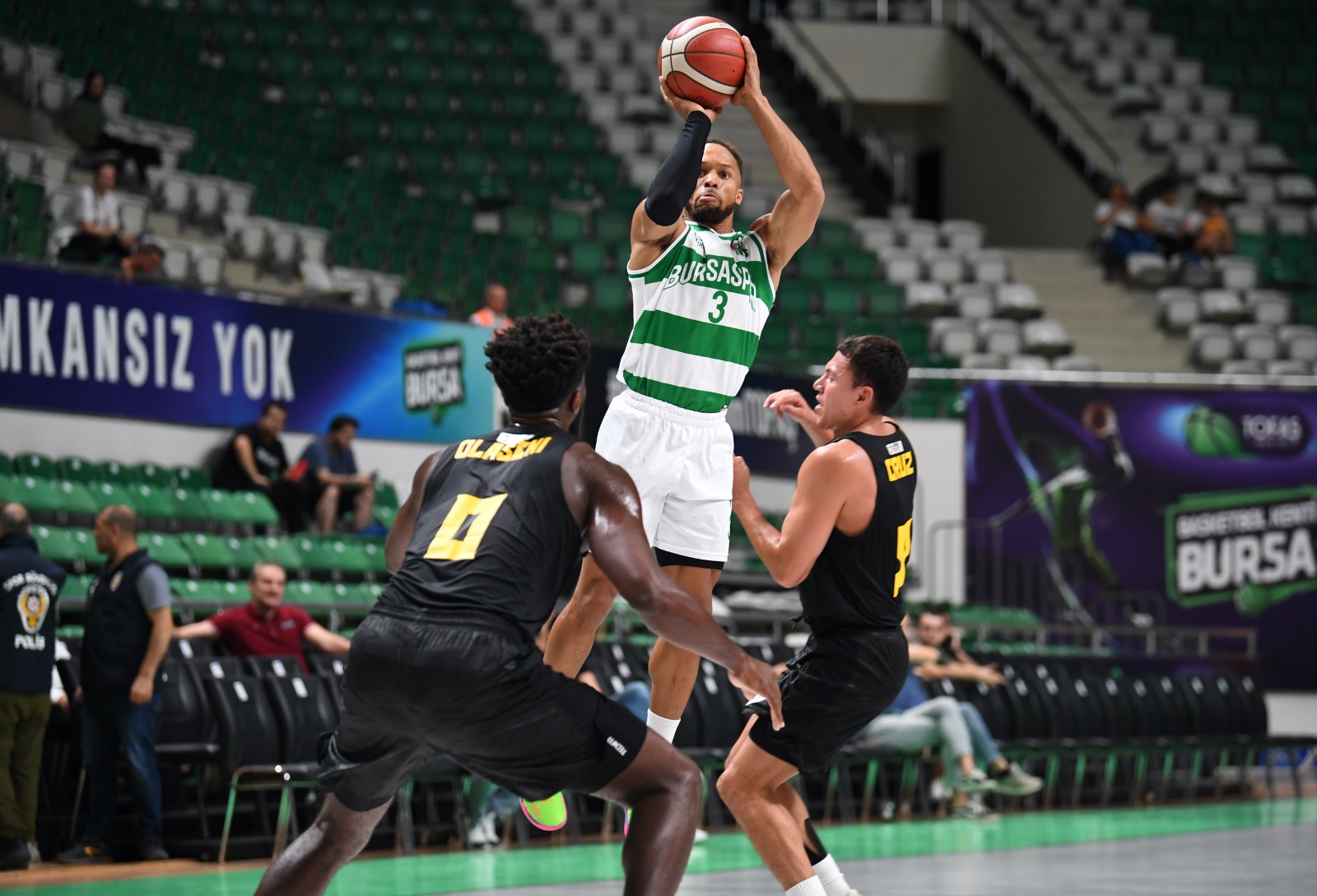 Bursaspor Cruz'a takıldı
