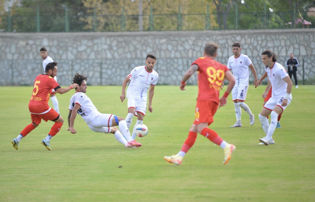 Paşa evinde vurgun yedi