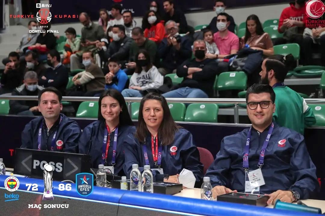 Basketbol camiası yasta!
