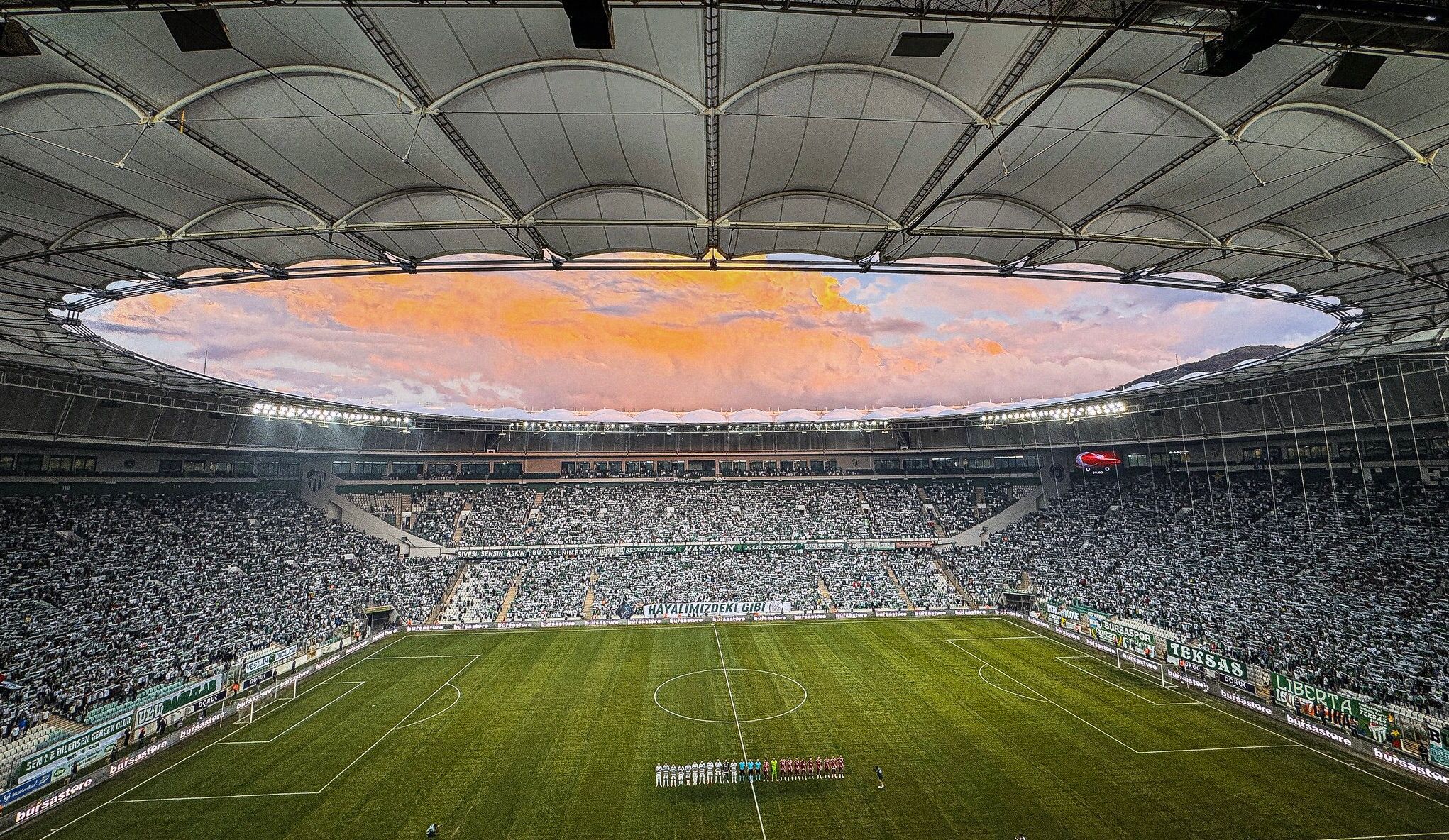 Timsah Arena yine kapalı gişe!
