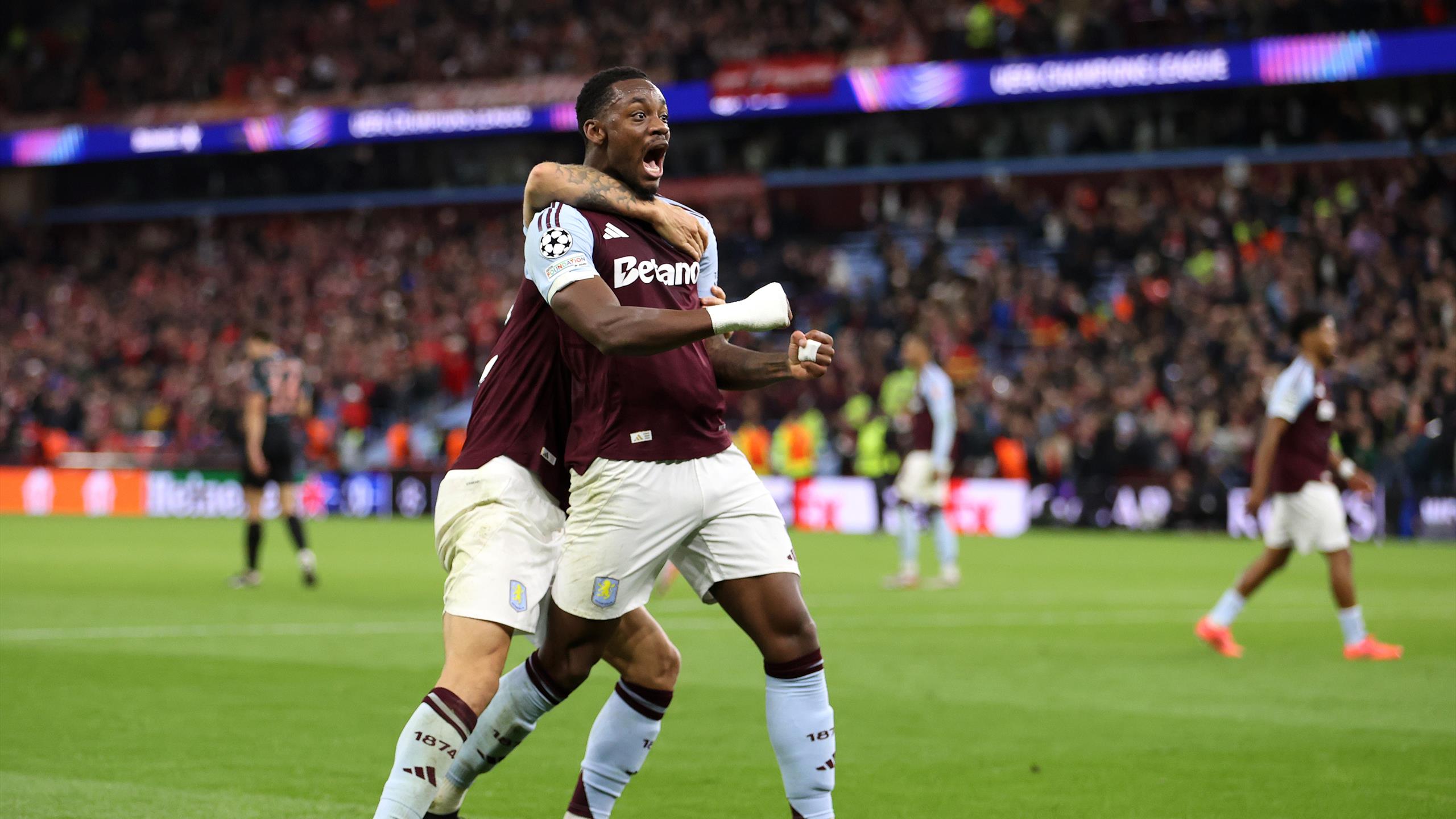 Aston Villa, Bayern Münih'i devirdi!