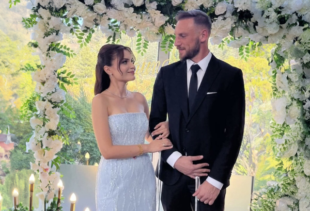Kaleci Anıl Atağ nişanlandı