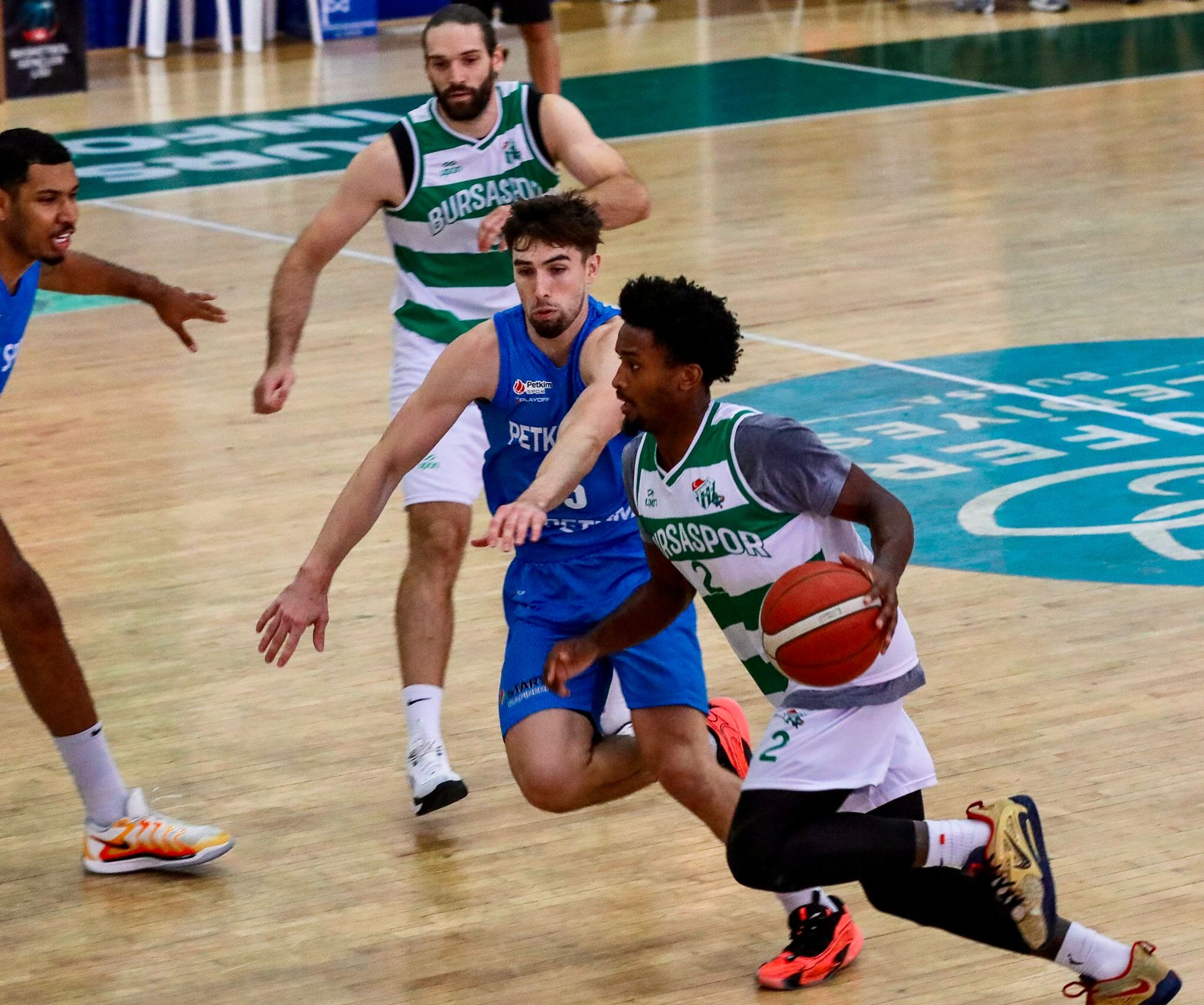 Bursaspor Basketbol sponsorlarını duyurdu