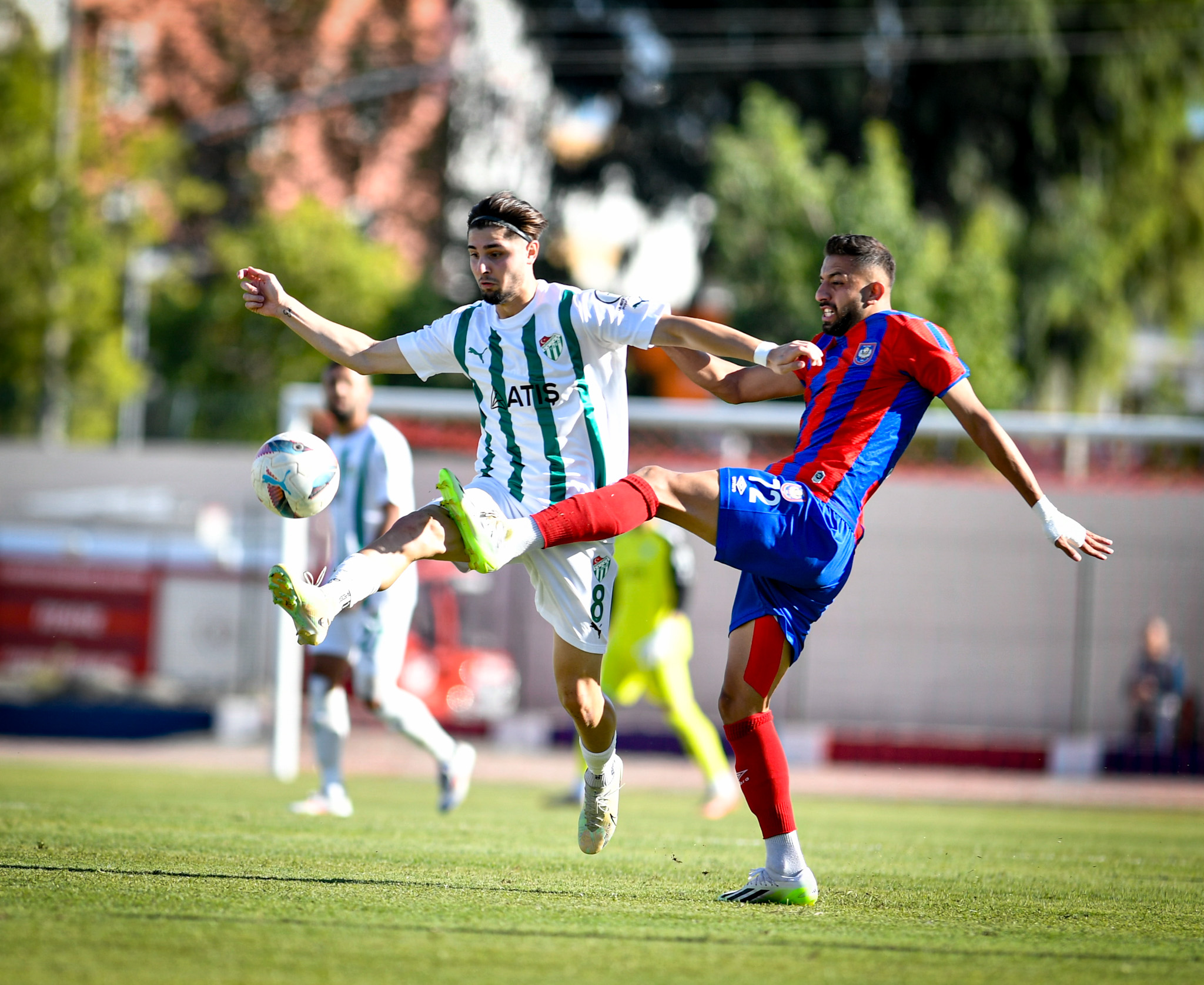 Bursaspor Silifke'de liderliği bıraktı