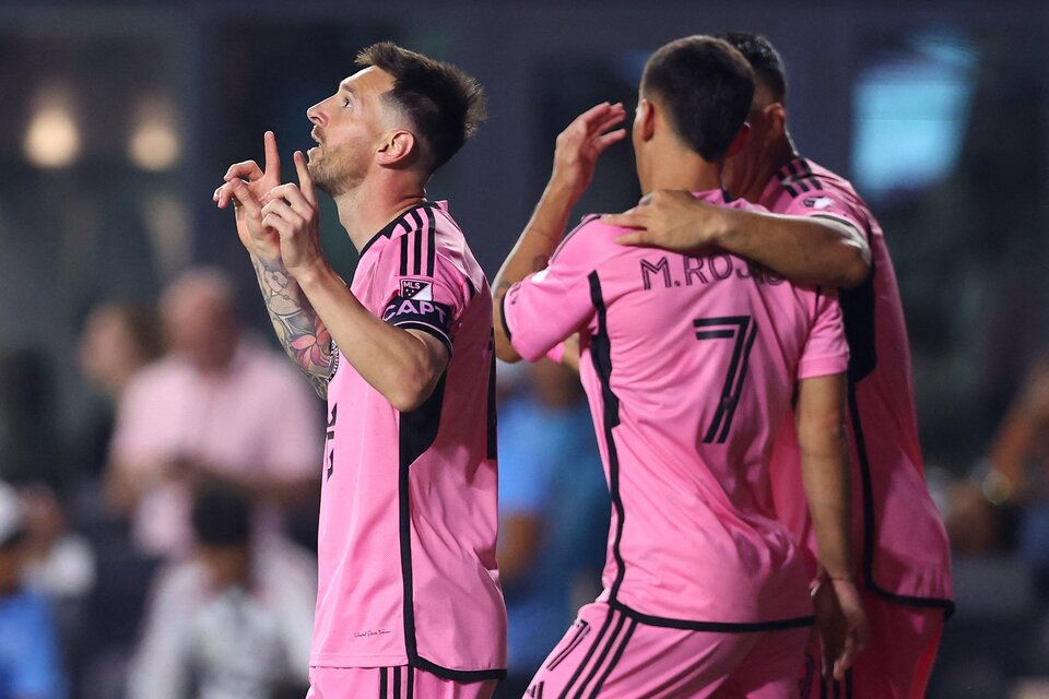 Messi'den 11 dakikada hat-trick