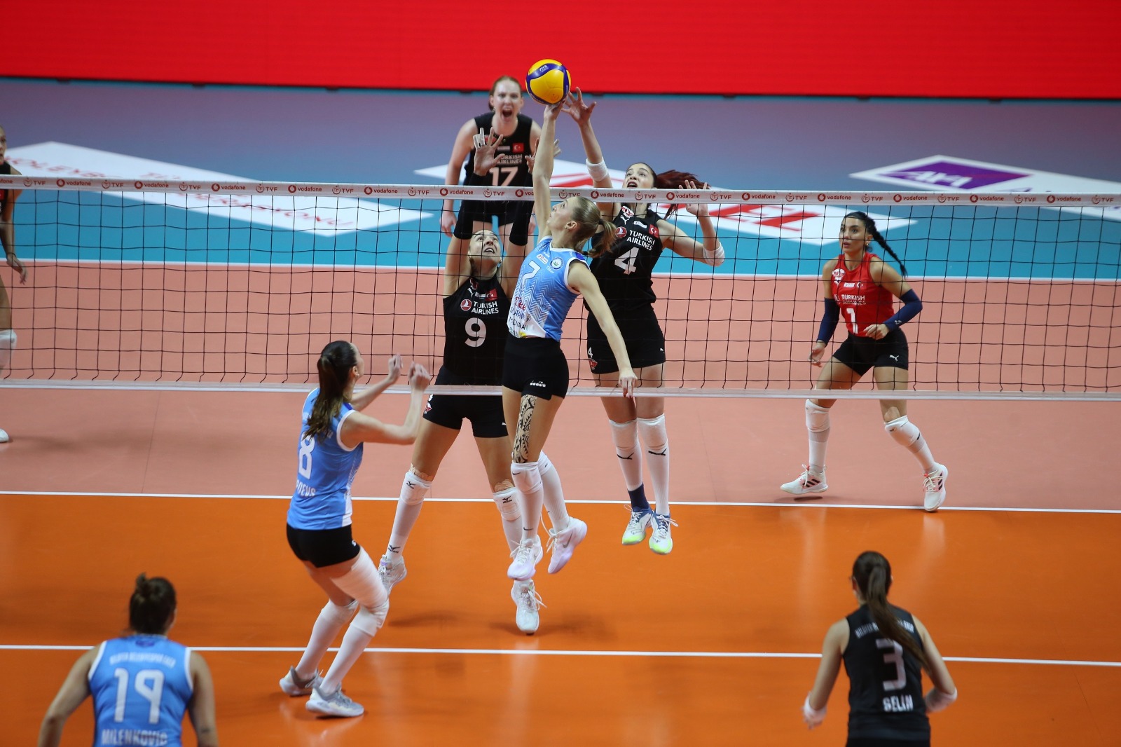 Voleybol Ligleri’nde haftaya bakış
