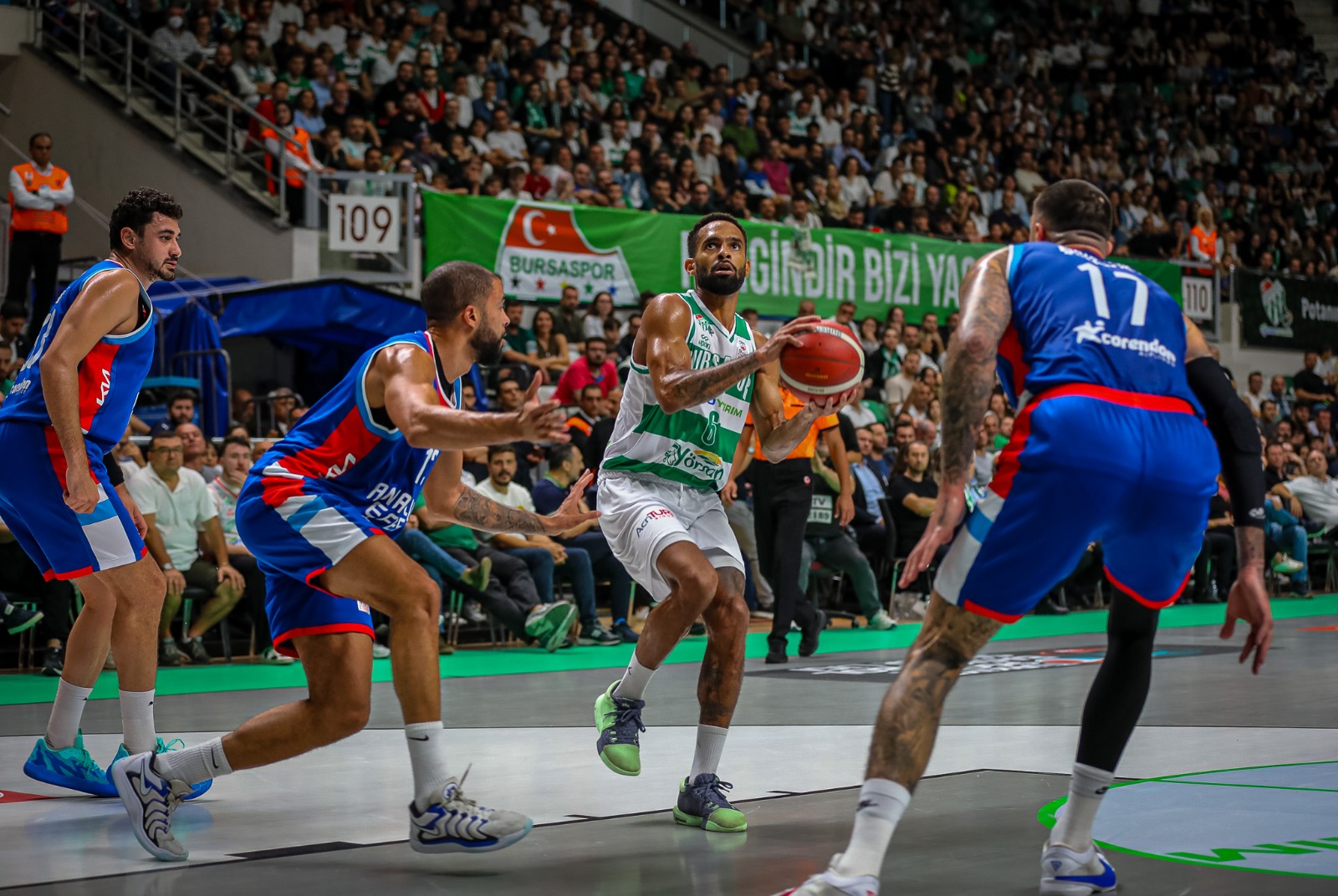 Bursaspor Basketbol'a Avrupa'da zorlu rakip!